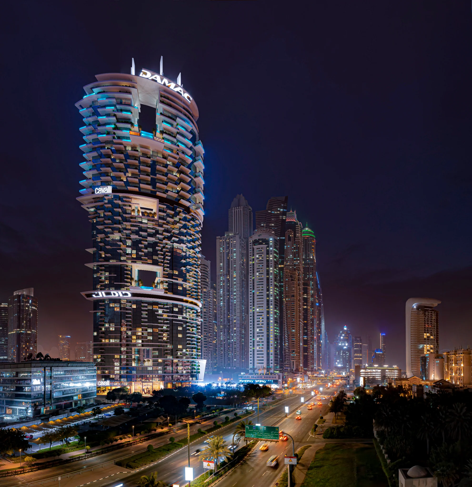 Exterior de Cavalli Tower, proyecto de DAMAC en Dubai Marina: imagen 2 de 12